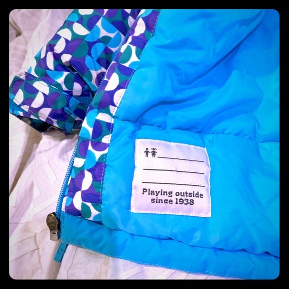 Columbia puffer stretch snow jacket, like new - Picture 6 of 10